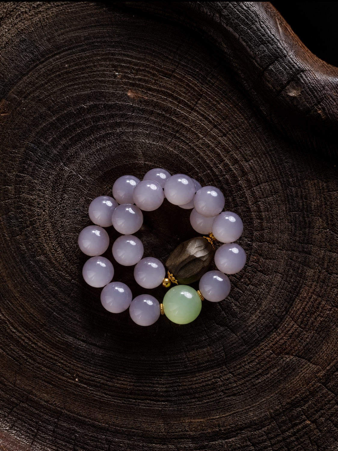 No. 14, Lilac, one yellow-green bead